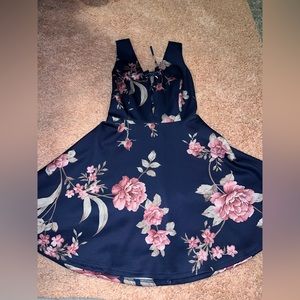 Women’s navy floral dress